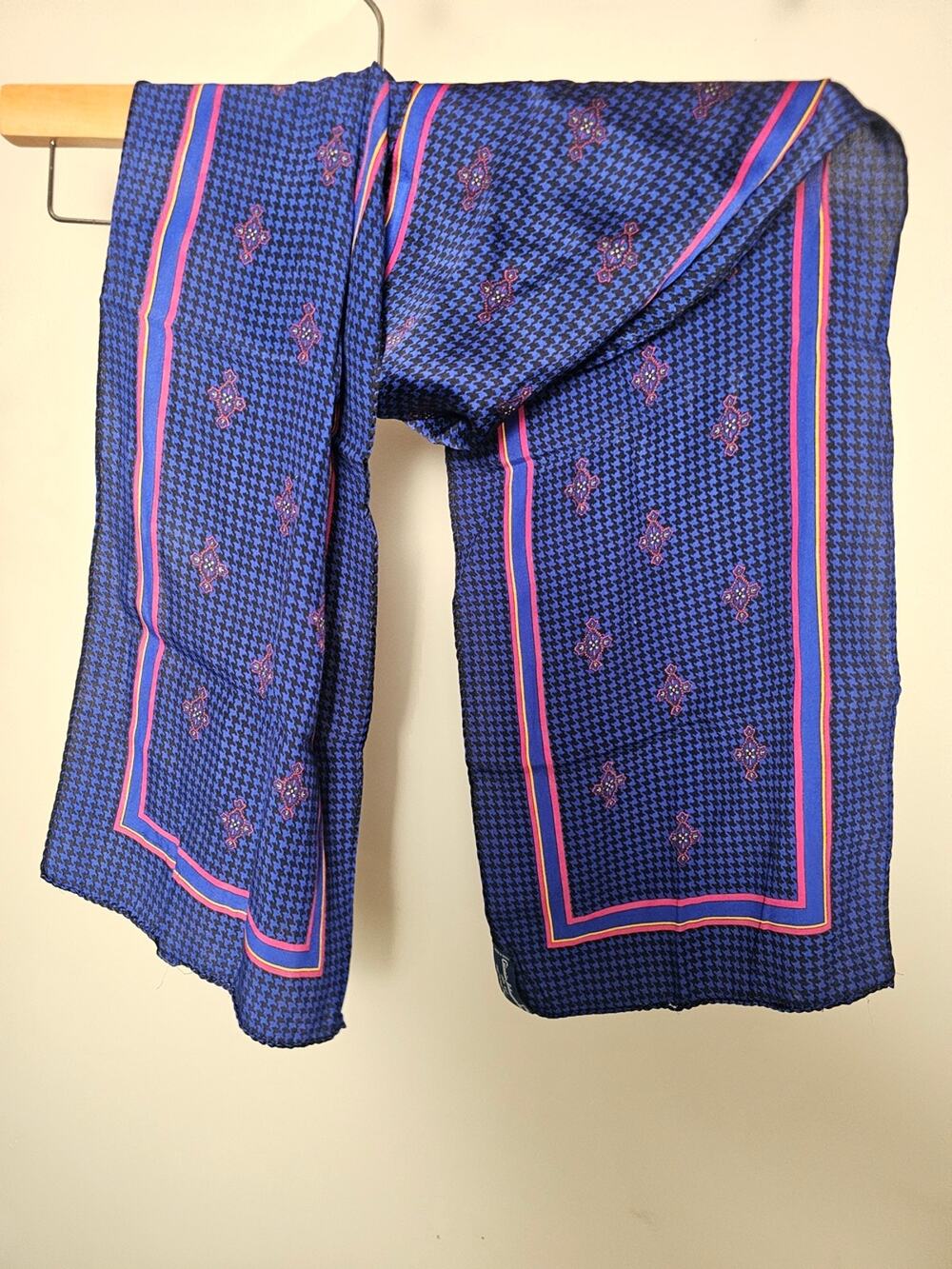 1986 Ginnie Johansen 100% Silk Blue Patterned Scarf with Pink Accent
